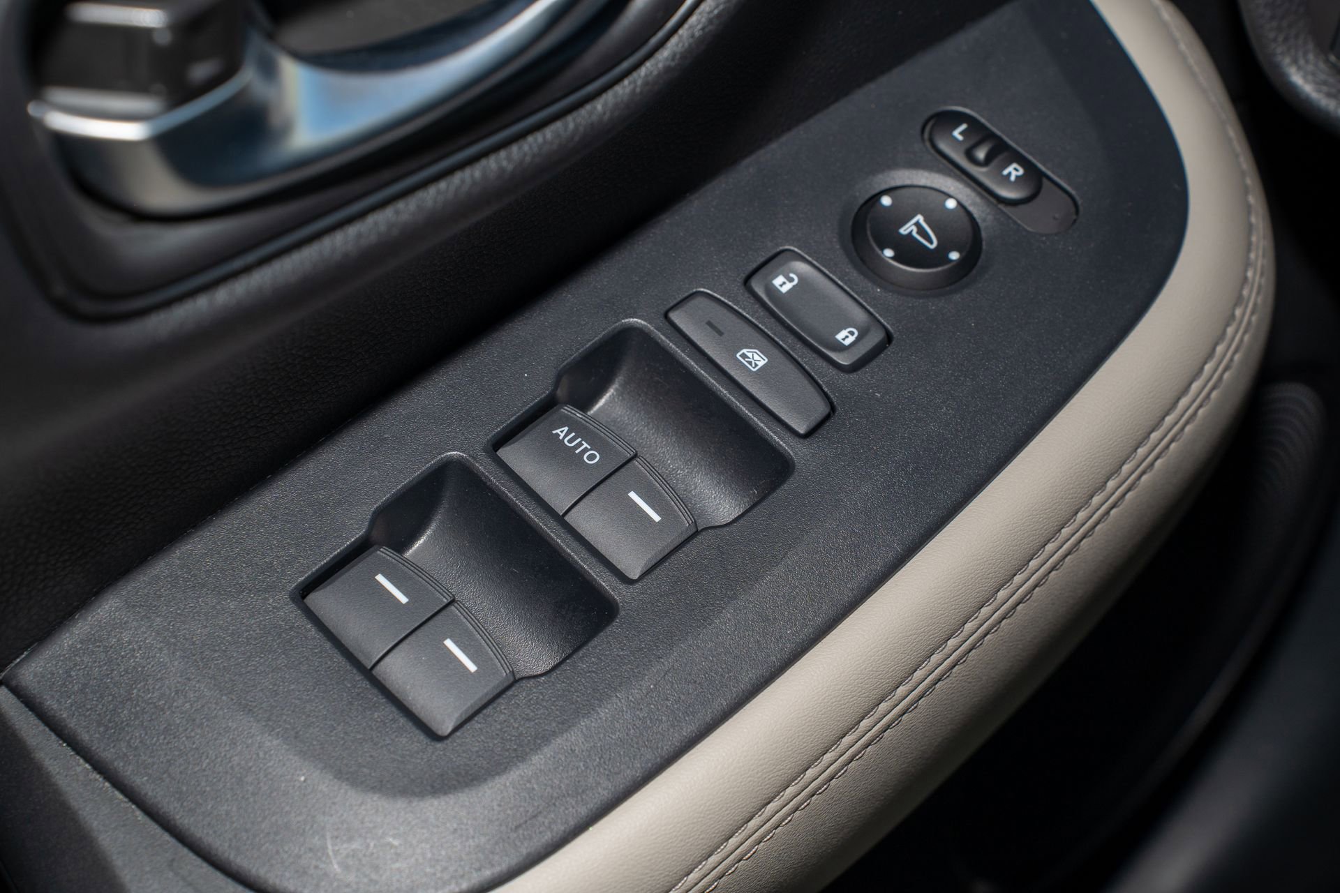 Certified 2023 Honda HR-V LX image 21