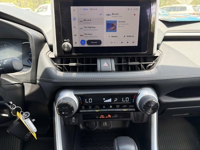 Certified 2025 Toyota RAV4 LE AWD/4WD image 27