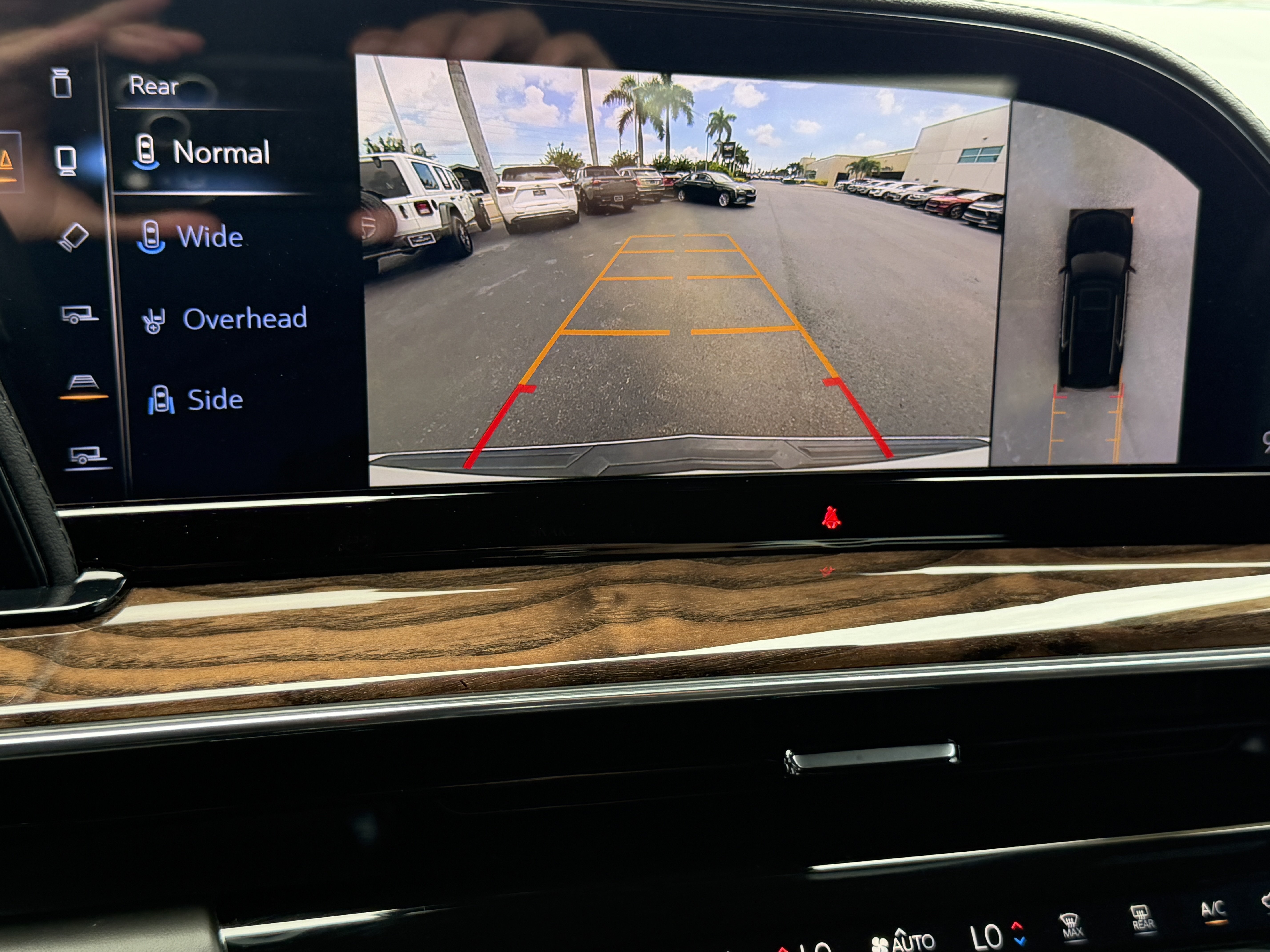 Certified 2023 Cadillac Escalade ESV Sport Platinum w/ LPO, ONYX Package AWD/4WD image 27