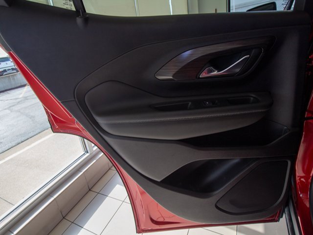 Certified 2023 GMC Terrain SLT w/ LPO, Floor Liner Package image 9