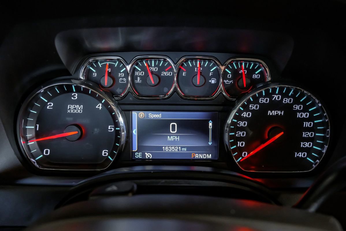 Used 2015 Chevrolet Suburban LT w/ Max Trailering Package image 18