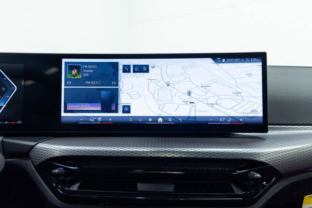 Certified 2025 BMW 330i xDrive Sedan w/ Premium Package image 17