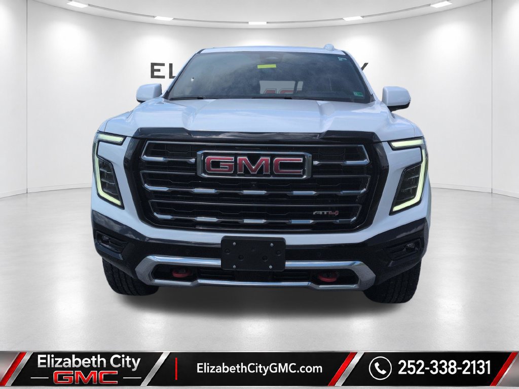 Used 2025 GMC Yukon AT4 w/ AT4 Premium Package AWD/4WD image 3