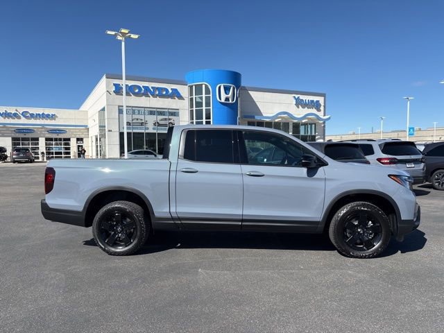 New 2026 Honda Ridgeline Black Edition image 2