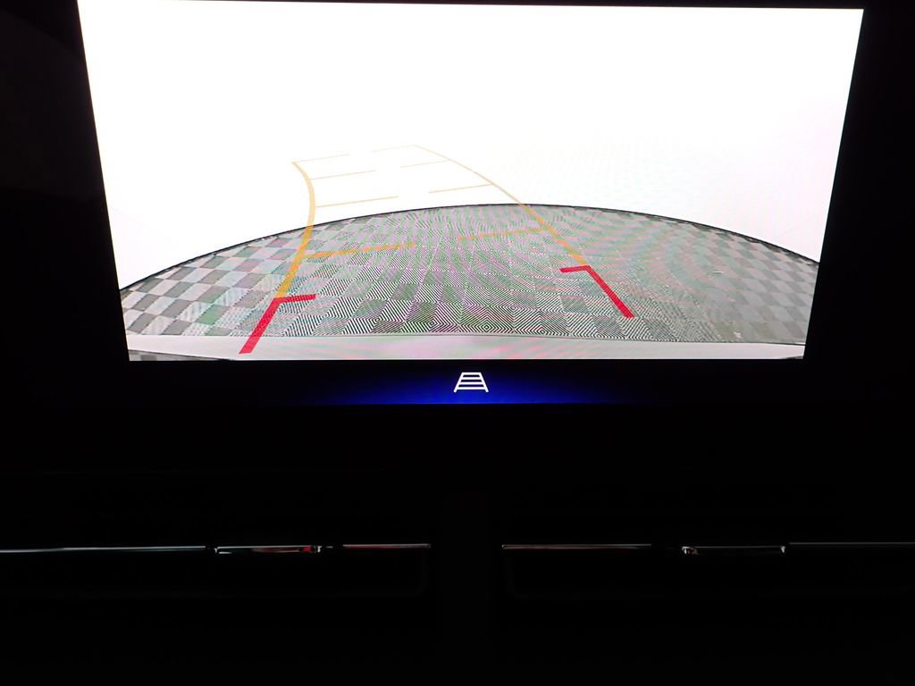 New 2026 Chevrolet Trax ACTIV w/ Sunroof Package image 3