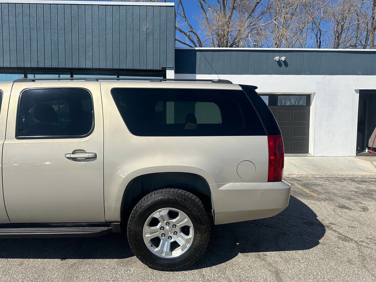 Used 2007 GMC Yukon XL SLE image 11