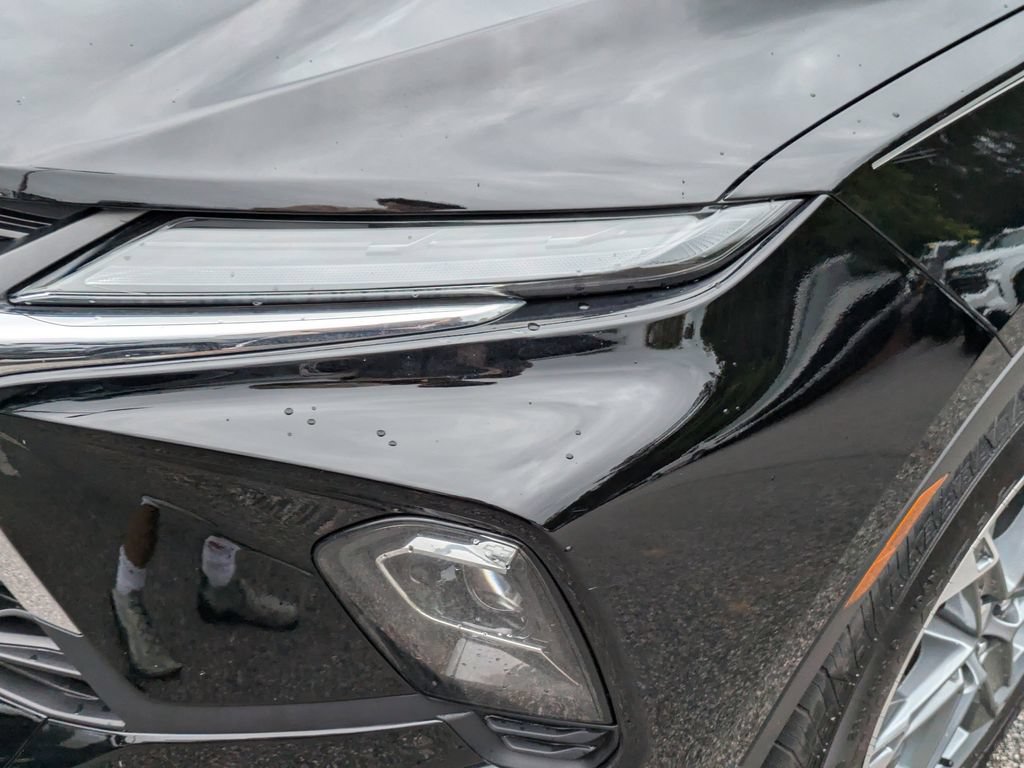 Used 2024 Chevrolet Blazer LT w/ Convenience Package FWD image 30