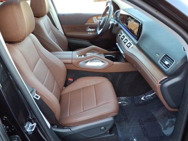 Certified 2026 Mercedes-Benz GLS 450 4MATIC image 15