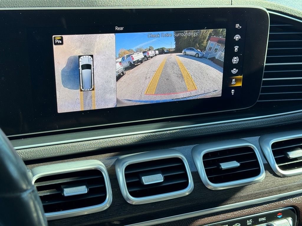 Used 2020 Mercedes-Benz GLS 450 4MATIC image 25