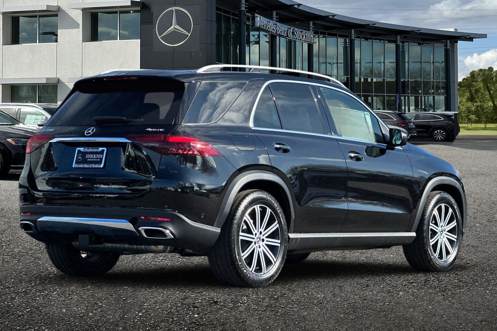 New 2026 Mercedes-Benz GLE 350 4MATIC image 4