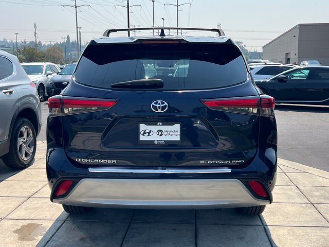 Used 2020 Toyota Highlander Platinum AWD/4WD image 8