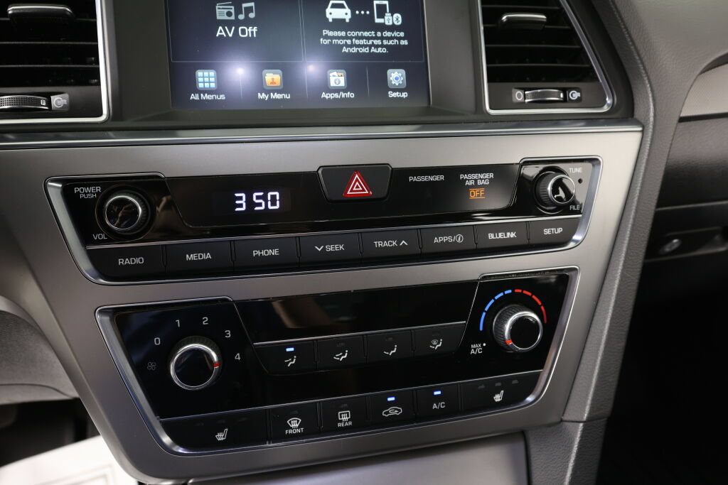 Used 2016 Hyundai Sonata Sport w/ Option Group 1V FWD image 34