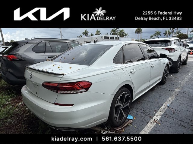 Used 2022 Volkswagen Passat 2.0T R-Line FWD image 7
