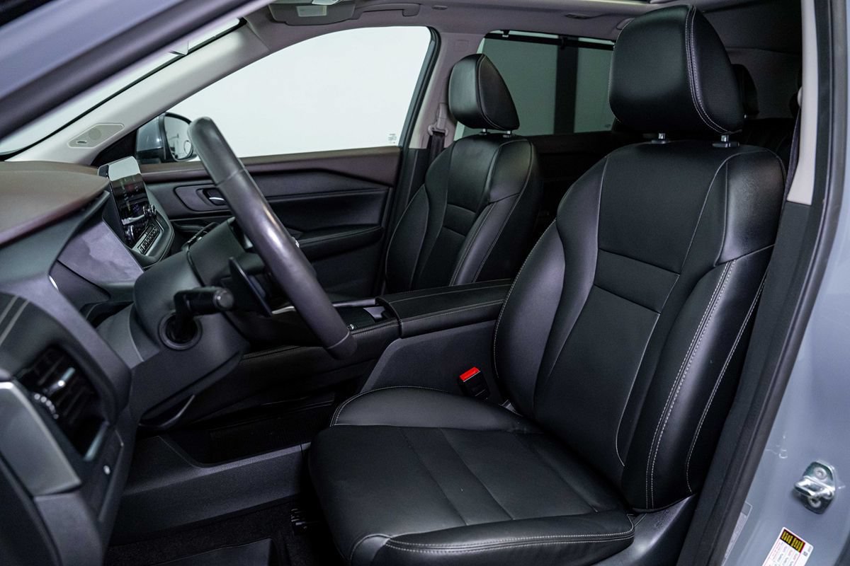 Used 2022 Nissan Rogue SL w/ SL Premium Package FWD image 11