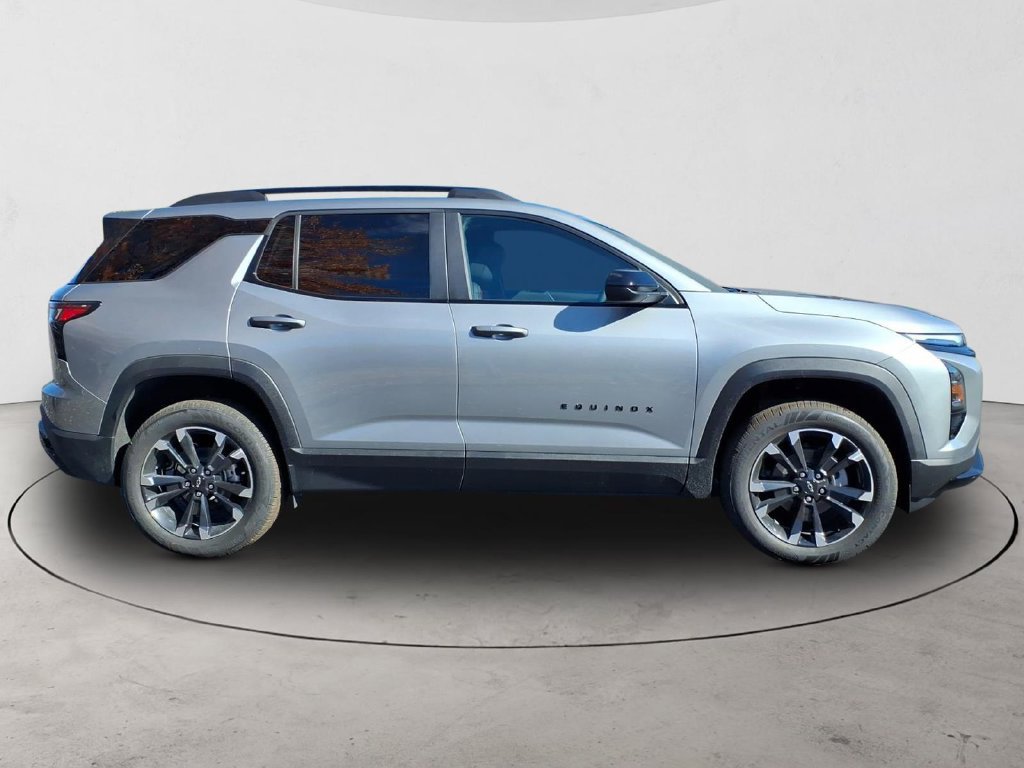 New 2027 Chevrolet Equinox RS AWD/4WD image 4