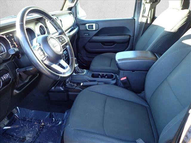 Used 2019 Jeep Wrangler Unlimited Sahara image 10