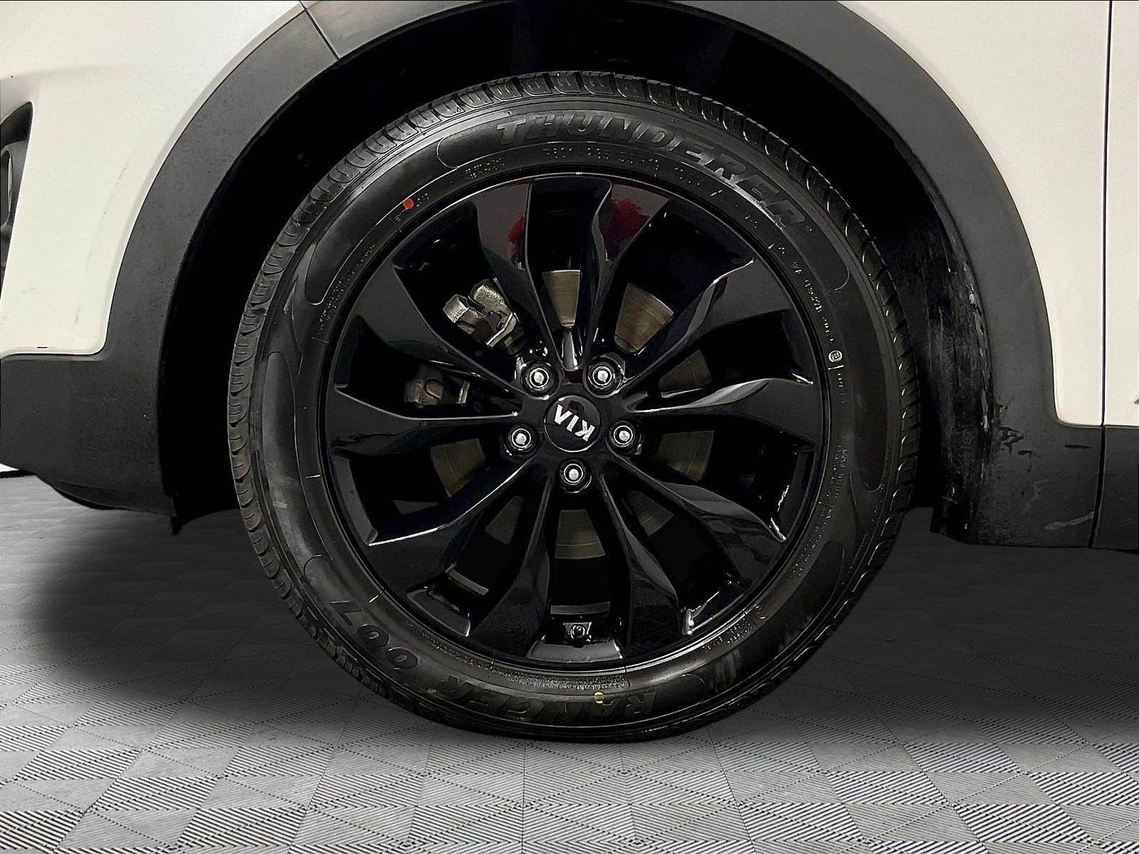 Used 2020 Kia Sorento EX AWD/4WD image 35