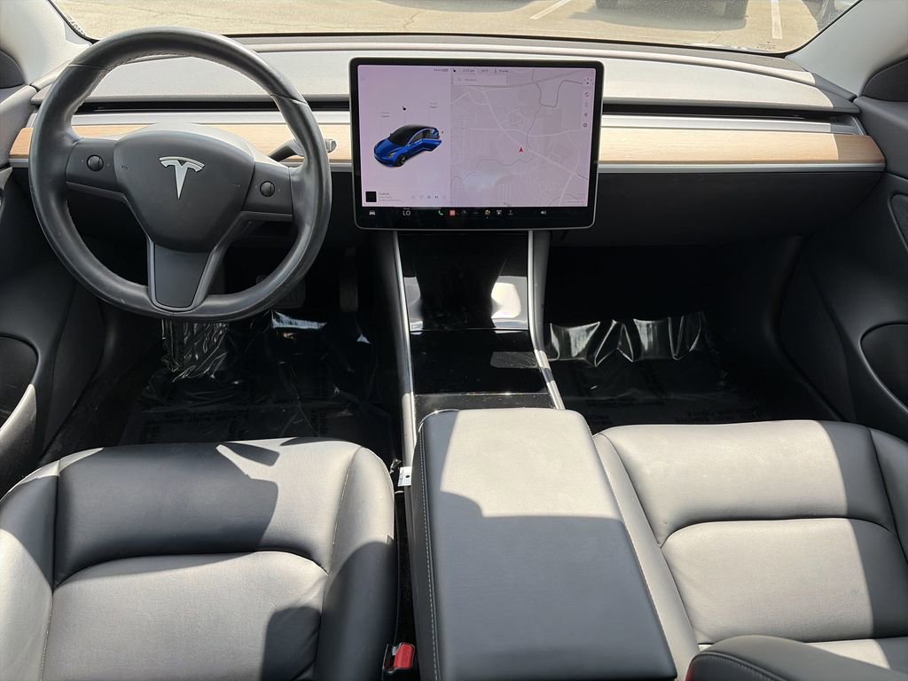 Used 2018 Tesla Model 3 Long Range image 2