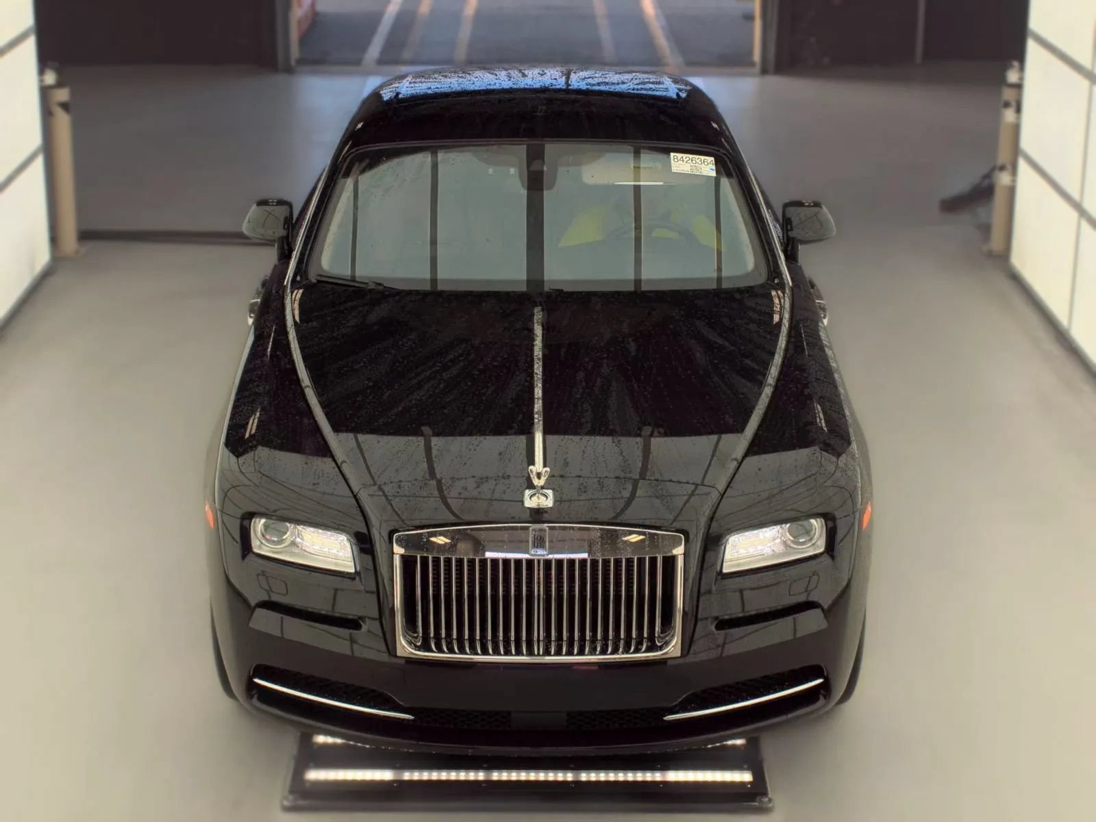 Used 2015 Rolls-Royce Wraith RWD image 13