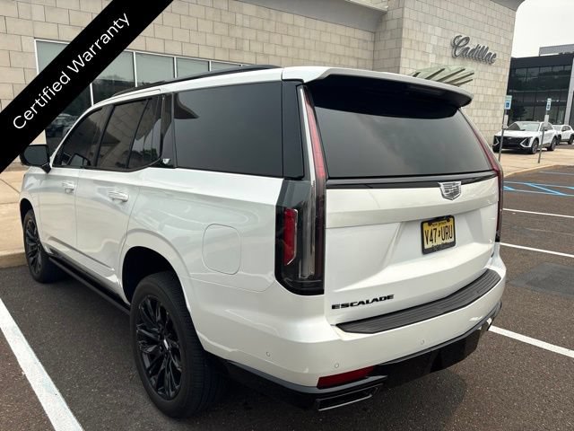 Certified 2024 Cadillac Escalade Sport Platinum w/ LPO, ONYX Package AWD/4WD image 4