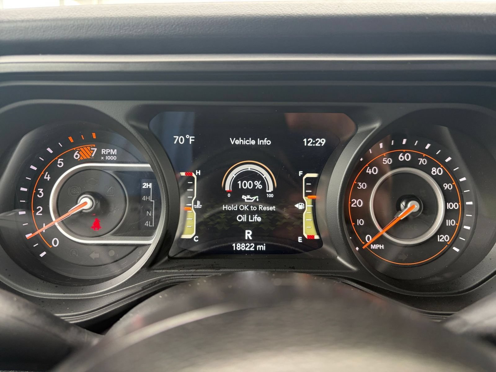 Used 2025 Jeep Wrangler Unlimited Rubicon AWD/4WD image 39