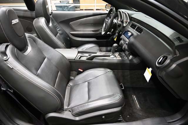 Used 2011 Chevrolet Camaro SS image 13