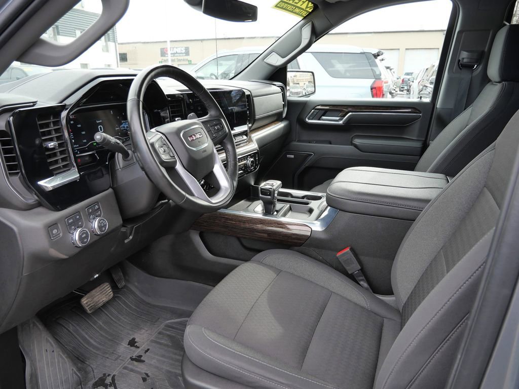 Used 2024 GMC Sierra 1500 Elevation w/ Preferred Package image 27