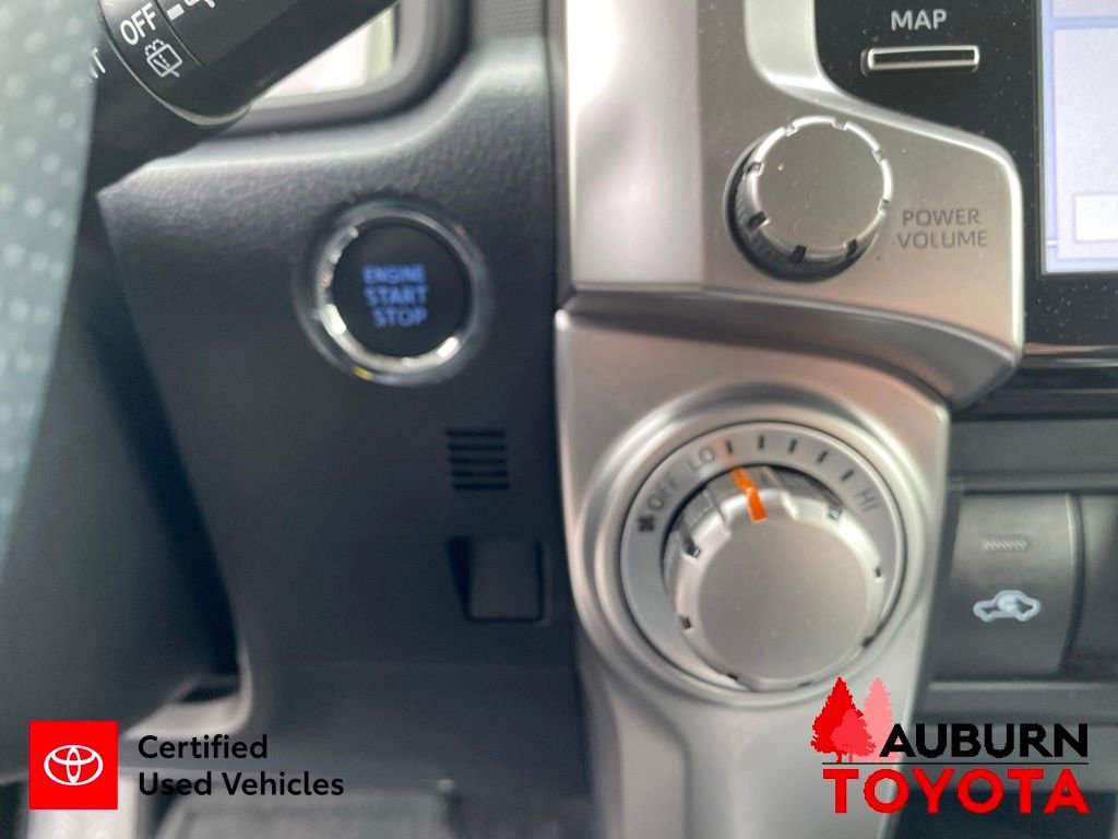 Used 2023 Toyota 4Runner SR5 AWD/4WD image 37