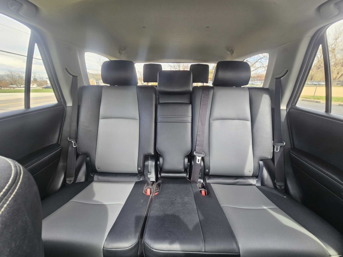 Used 2016 Toyota 4Runner SR5 Premium RWD image 23