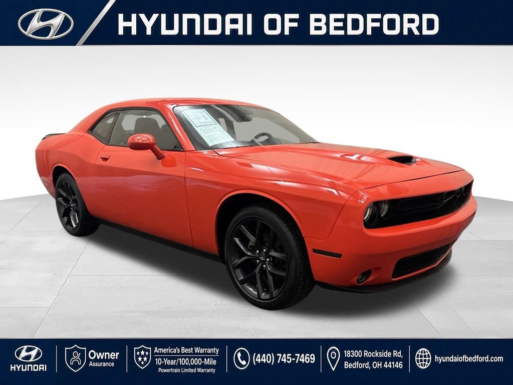 Used 2021 Dodge Challenger SXT w/ Blacktop Package RWD image 3