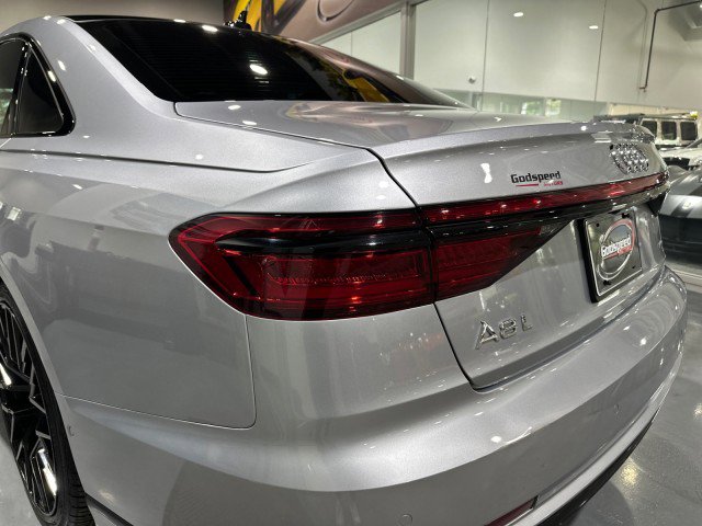Used 2020 Audi A8 L 4.0T w/ Executive Package AWD/4WD image 32