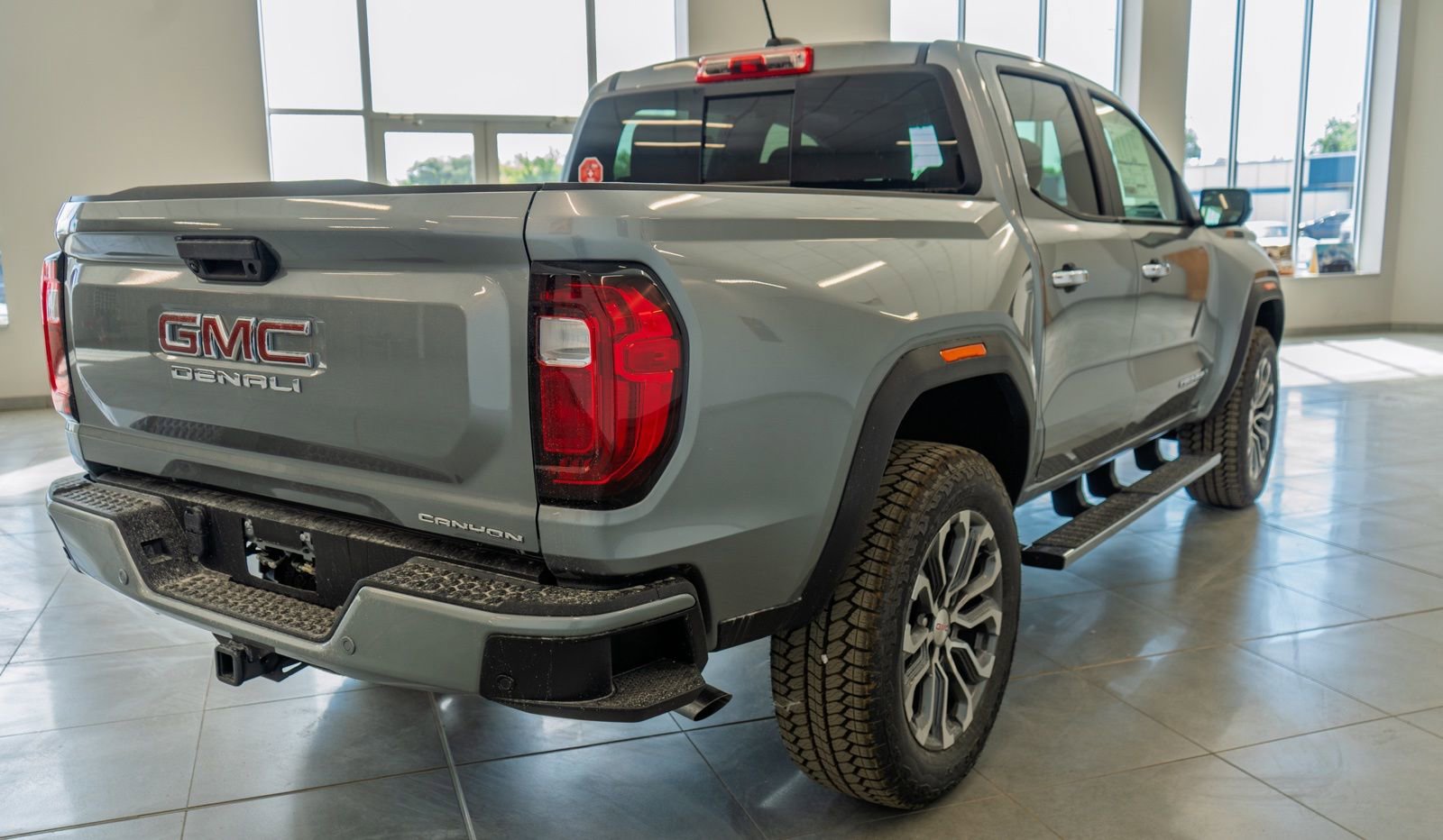 New 2026 GMC Canyon Denali image 5