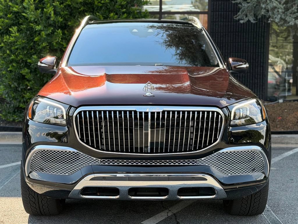 Used 2022 Mercedes-Benz Maybach GLS 600 4MATIC image 3