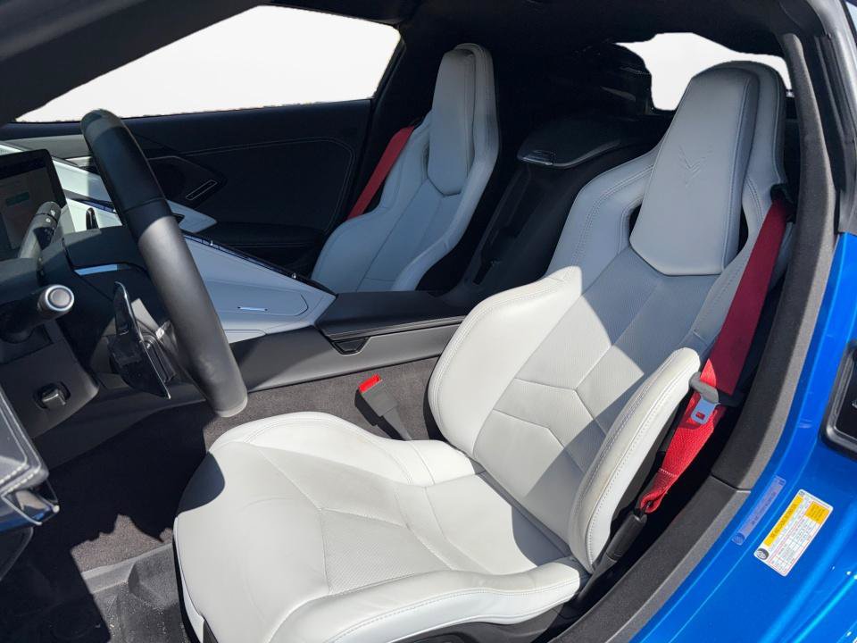 Used 2024 Chevrolet Corvette Stingray Preferred Cpe w/ Stealth Interior Trim Package RWD image 15