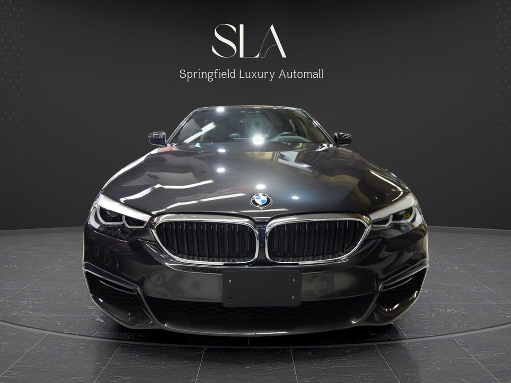 Used 2022 BMW 540i xDrive w/ M Sport Package image 2