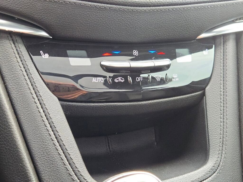 Used 2021 Cadillac XT5 Sportv AWD/4WD image 31