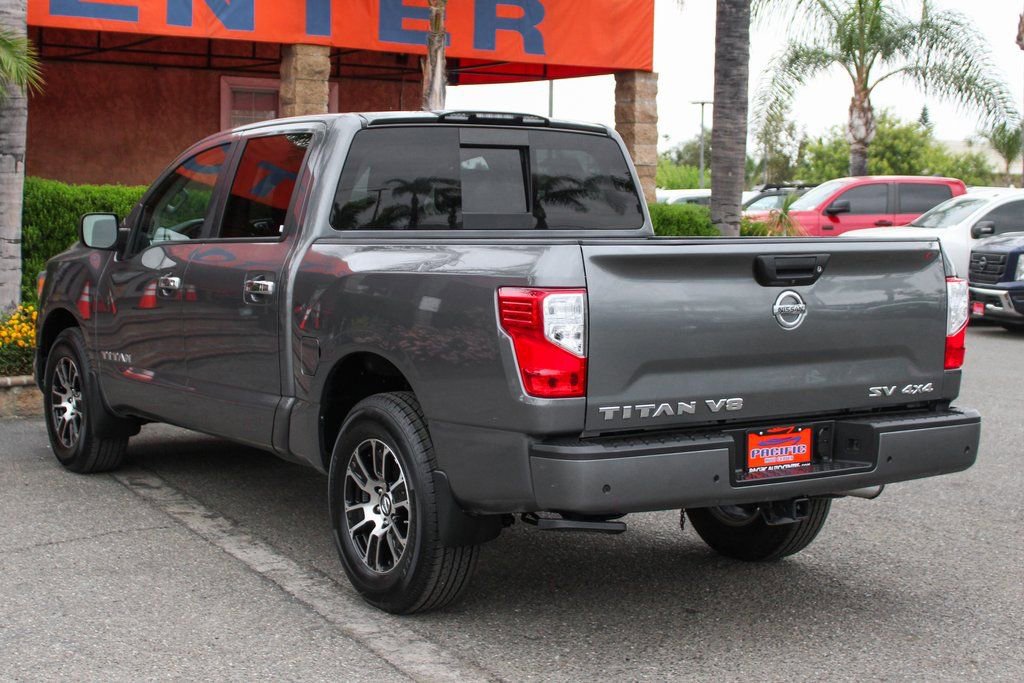 Used 2021 Nissan Titan SV w/ SV Convenience Package AWD/4WD image 6