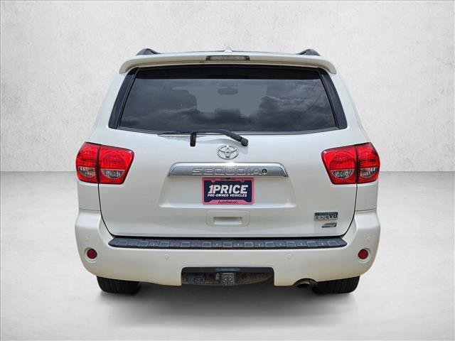 Used 2017 Toyota Sequoia Platinum AWD/4WD image 7