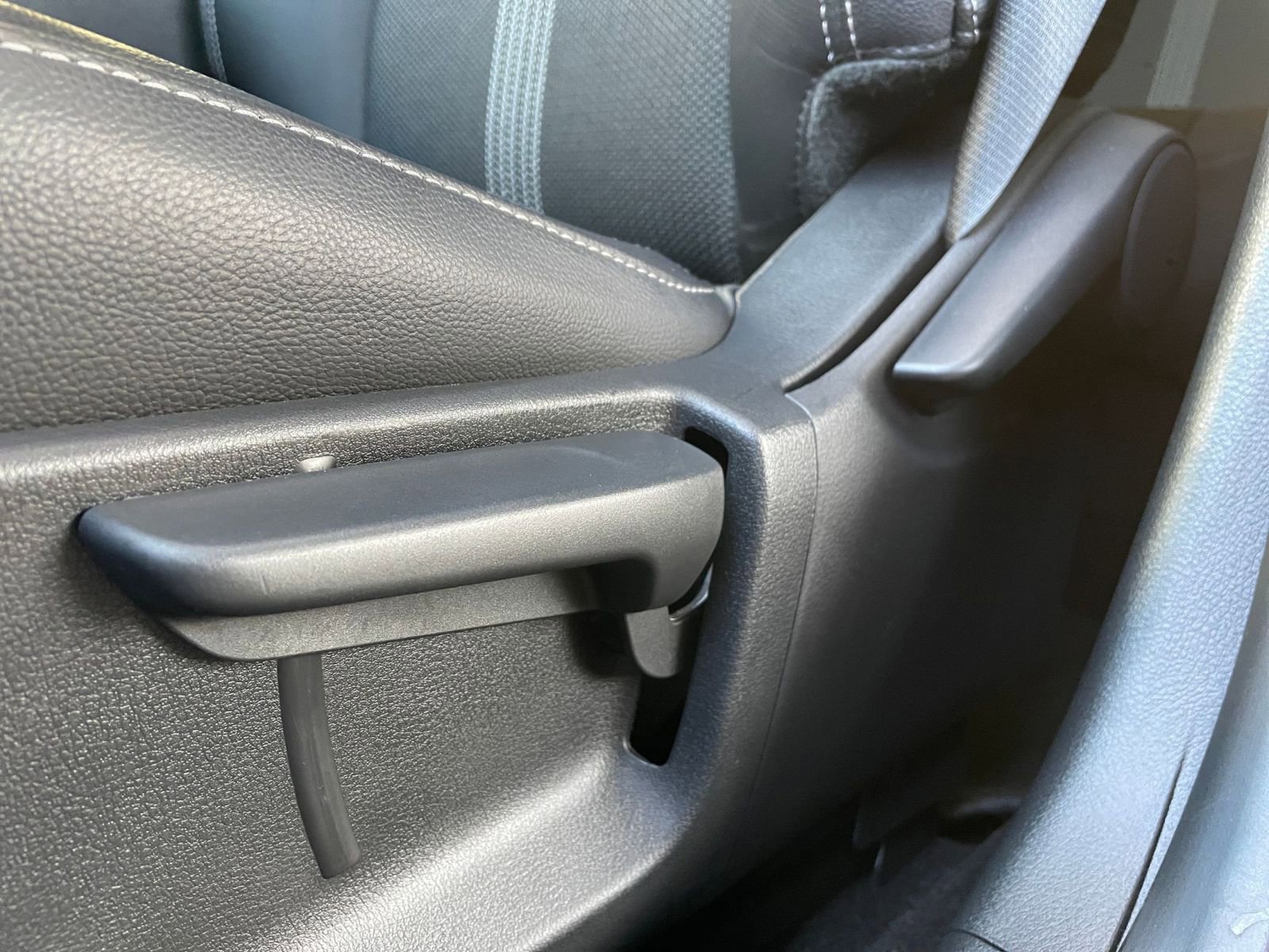 Used 2025 MAZDA CX-50 AWD 2.5 S w/ Select Package image 23