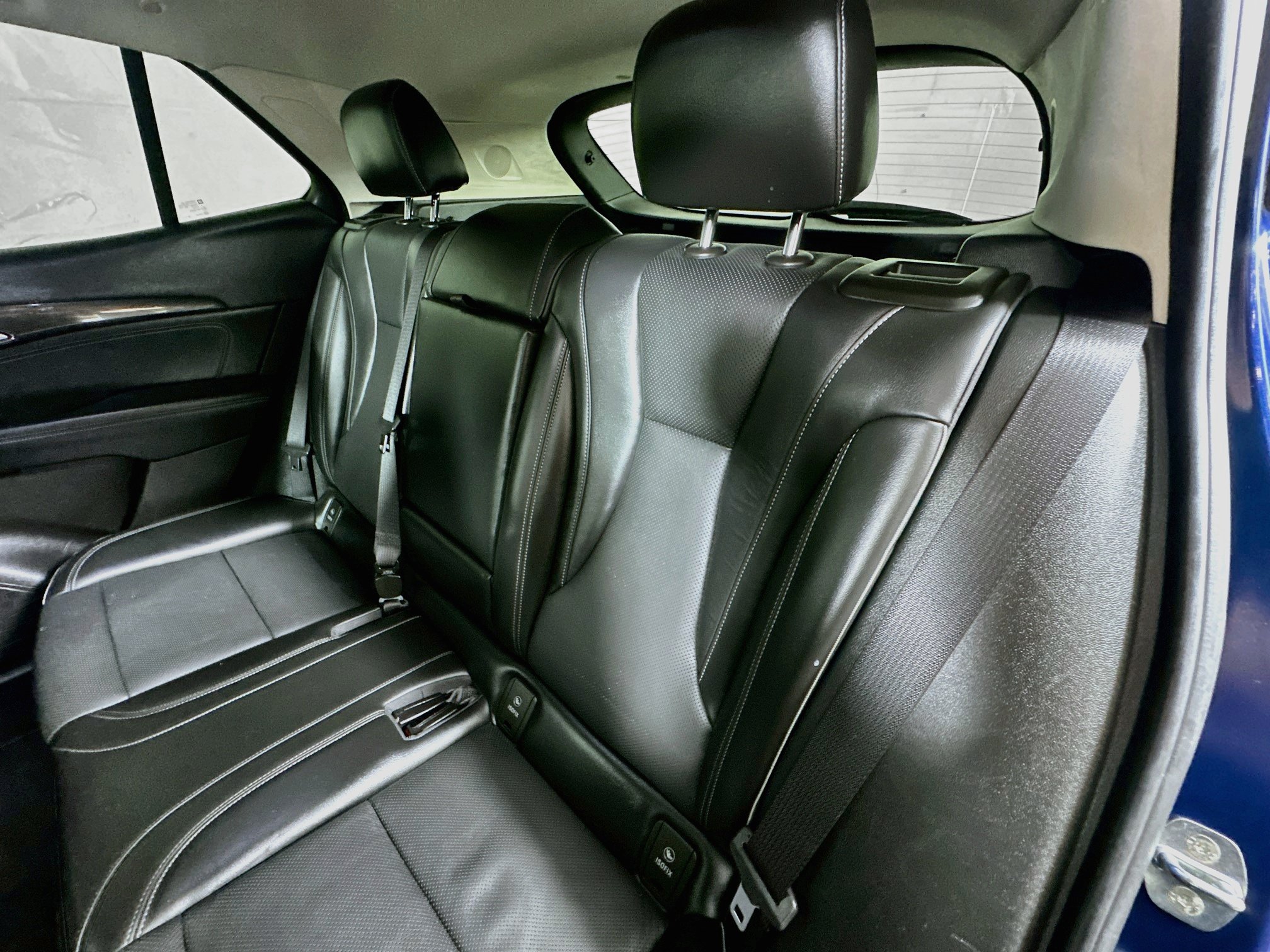 Used 2023 Buick Envision Essence AWD/4WD image 22