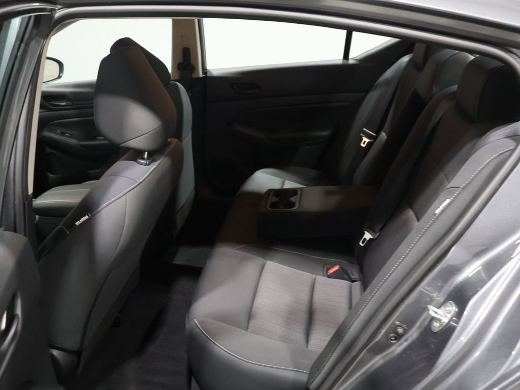 Used 2024 Nissan Altima 2.5 S FWD image 15