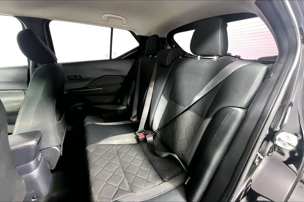 Used 2020 Nissan Kicks S FWD image 26
