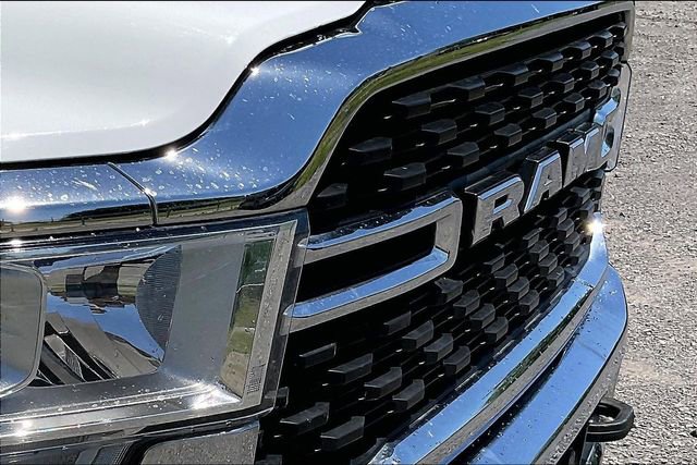 Used 2024 RAM 2500 Big Horn w/ Off Road Package AWD/4WD image 33