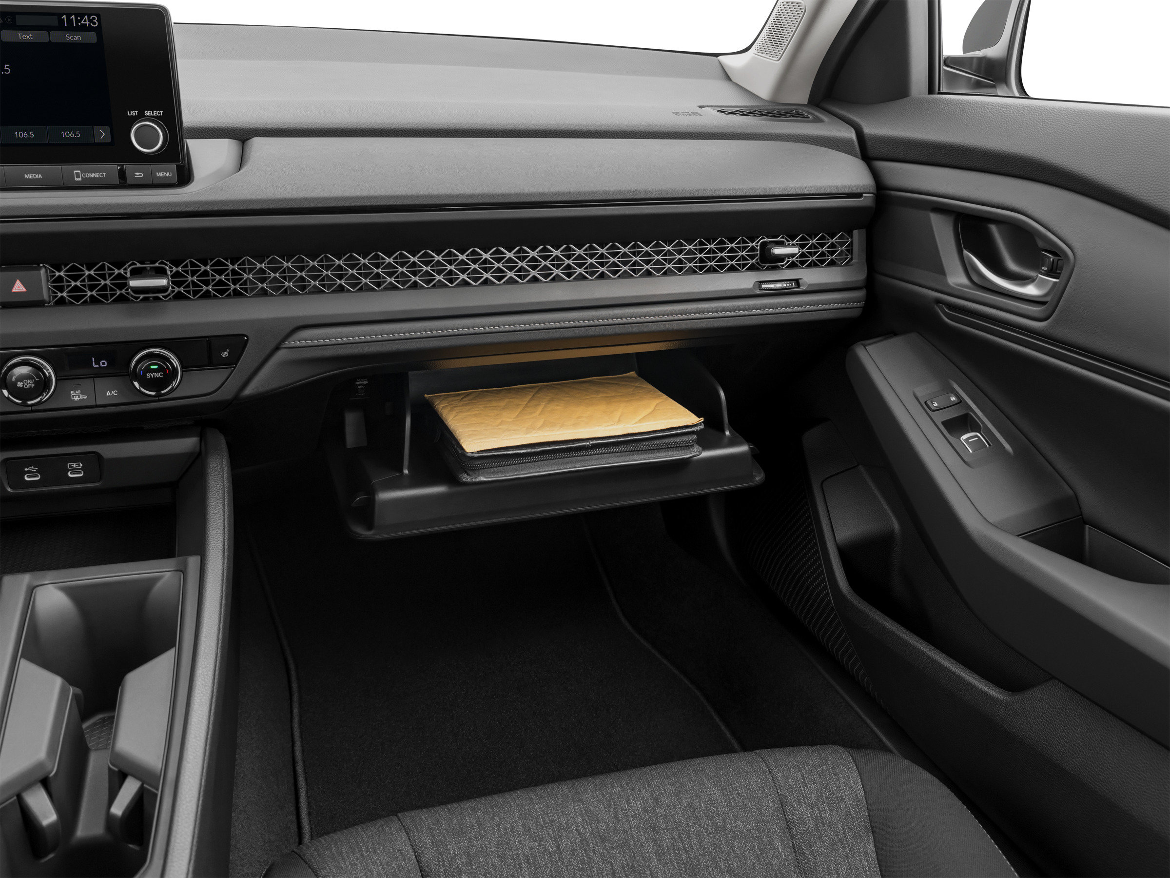 Certified 2025 Honda Accord LX image 38