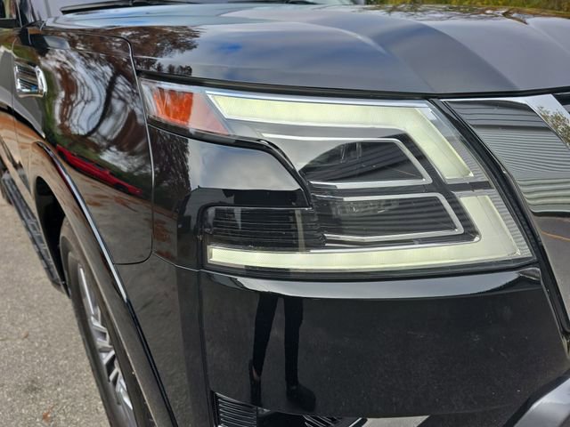 Used 2024 Nissan Armada SL w/ Captain's Chairs Package image 13