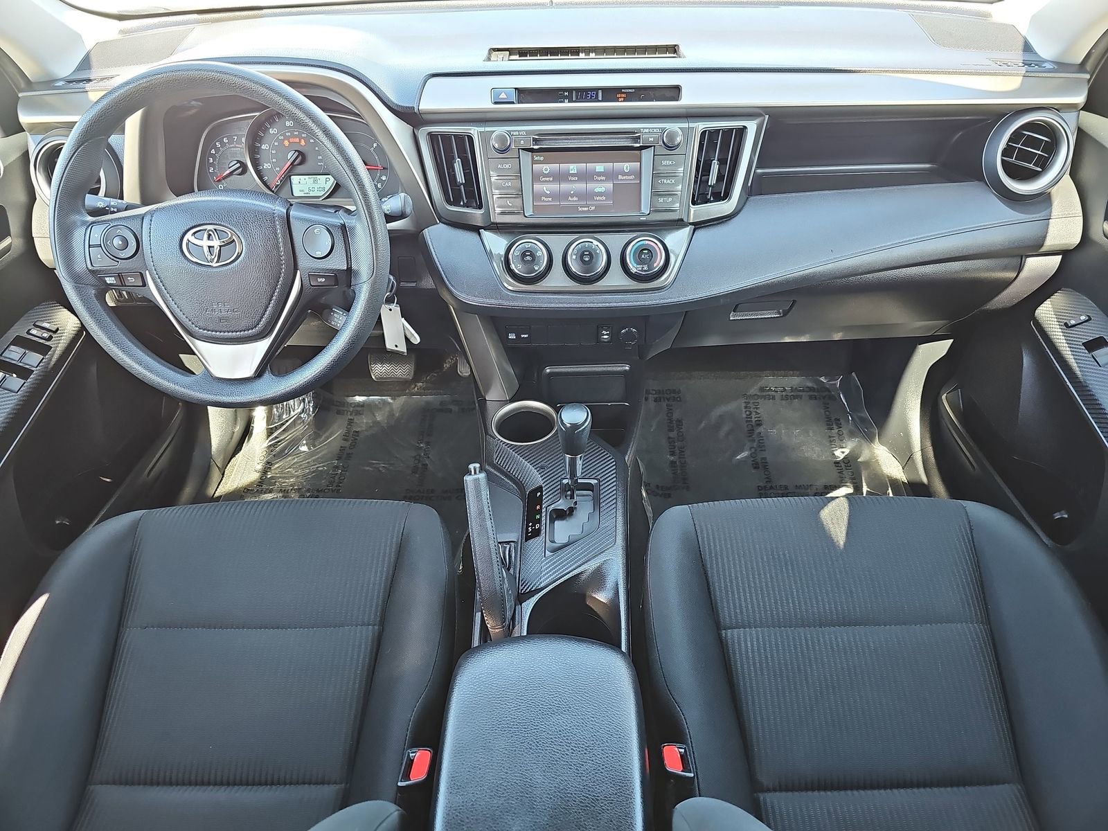 Used 2015 Toyota RAV4 LE image 9