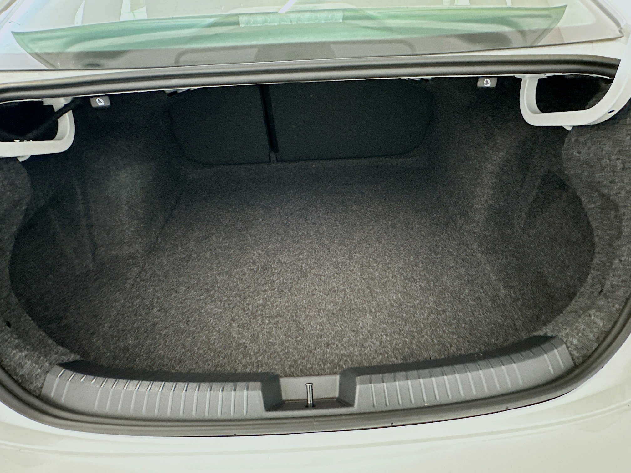 Used 2025 Volkswagen Jetta Sport image 29