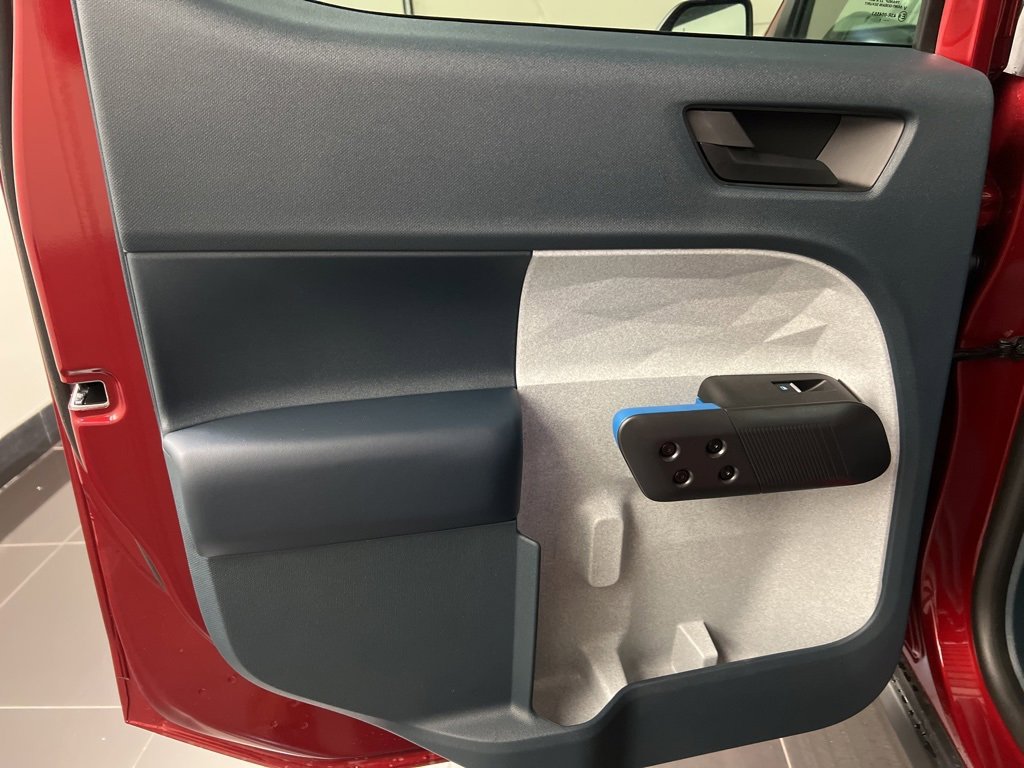 New 2025 Ford Maverick XLT w/ XLT Luxury Package image 30