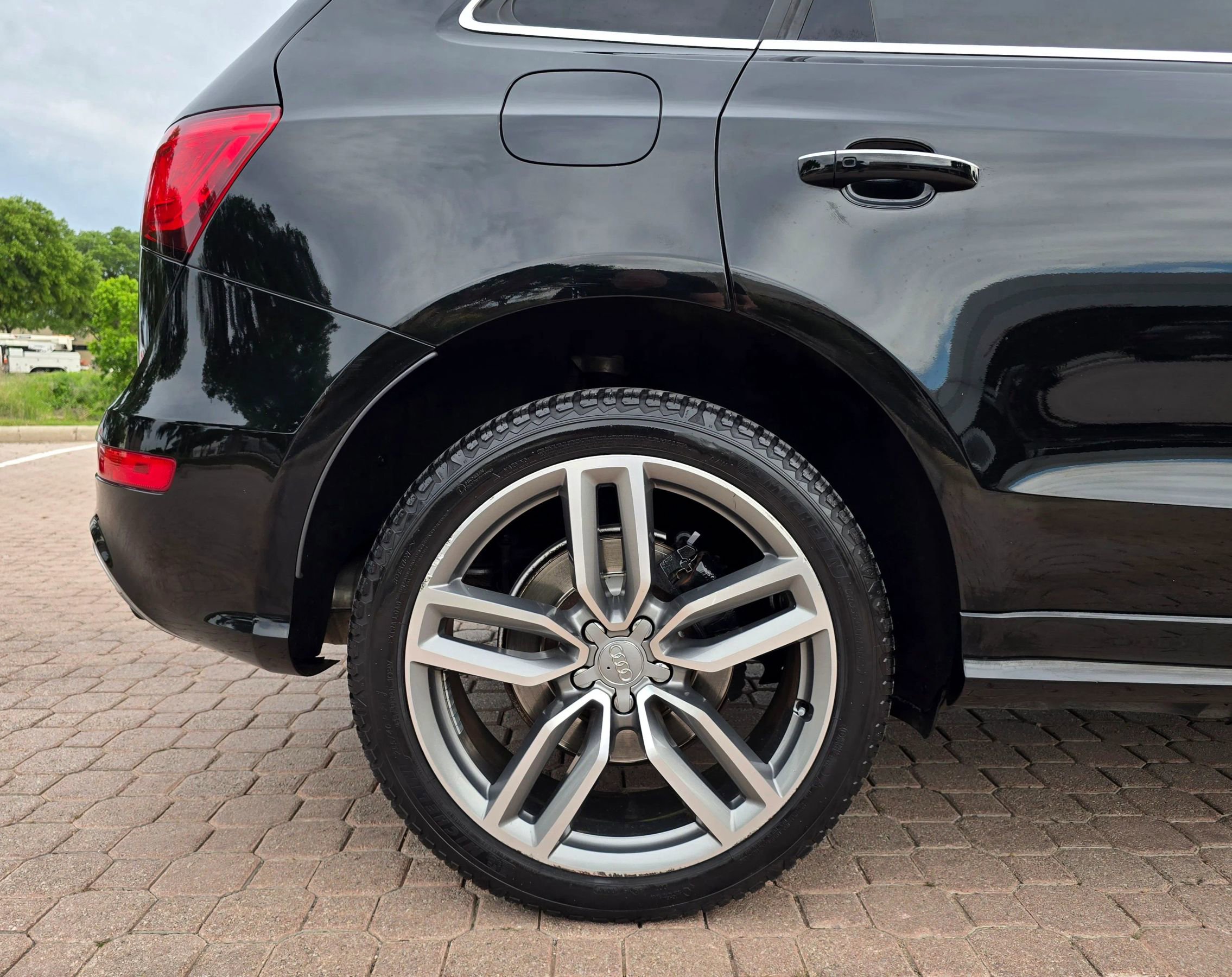 Used 2016 Audi SQ5 Prestige w/ Prestige Package AWD/4WD image 56