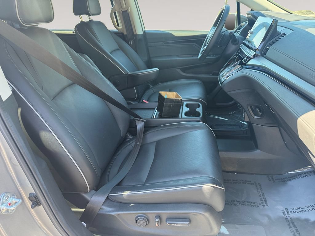 Used 2025 Honda Odyssey Touring image 15